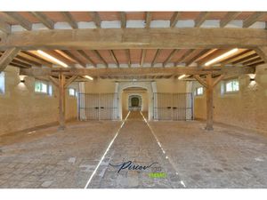 Vente locaux professionnels 563 m² à Gennes-Val-de-Loire (49350)  997 000 €