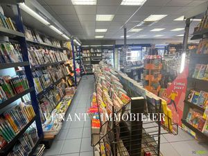 Vente locaux professionnels 92 m² à Montignac (24290)  178 200 €