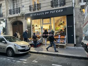 Vente locaux professionnels 57 m² à Paris 18ème (75018)  150 000 €
