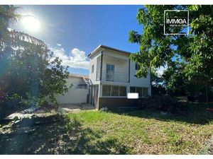 À vendre – Deux maisons indépendantes sur 880 m² à Sainte-Anne