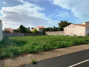 Vente terrain 600 m² à Lagord (17140)  405 000 €