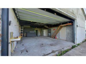 Location entrepot Pannes  90m² 2 pièces 600€ avec garage