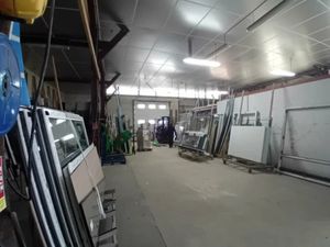 Vente locaux professionnels 910 m² à Ouroux-sur-Saône (71370)  740 960 €