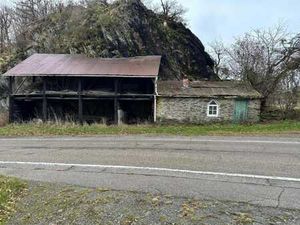 Bâtiment rural (four à pain) à vendre