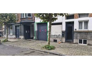 Entrepôt / atelier polyvalent à Schaerbeek