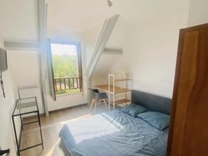 Location appartement 1 pièce 11 m² à Bures-sur-Yvette (91440)  570 €