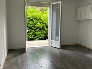 Location appartement 1 pièce 23.76 m² à La Varenne Saint Hilaire (94210)  675 €