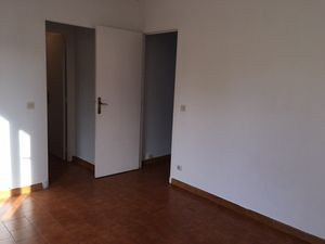 À LOUER - T2 MEUBLÉ - 42 15 m² - COGOLIN