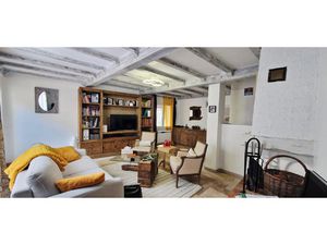 Maison quartier le puy 84500 bollene cour terrasse et patio