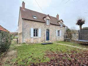 ANCIEN PRESBYTERE RÉNONVÉ - AUNEAU PROCHE