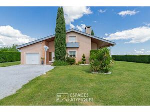 Villa d'architecte avec vue Pyrénées à Saint-Martin-Lalande