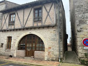 Maison de ville à St Pastour
