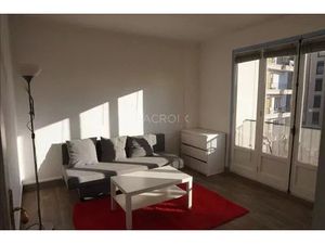Location appartement 1 pièce 25 m² à Gentilly (94250)  810 €