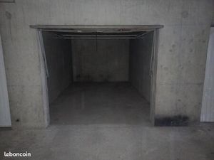 Garage/box 14 m² Villefontaine