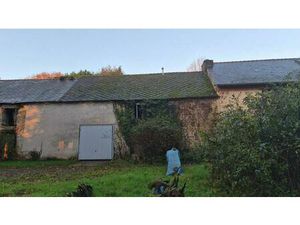 Maison de 6 pièces de 160 m² située à Ménéac