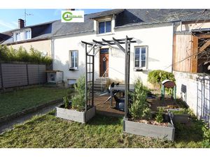 MAISON DE VILLAGE RECEMMENT RENOVEE DE 112 M2
