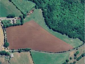 Vaste terrain agricole de 4 3 ha à saisir !