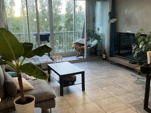 Location appartement 3 pièces 78 m² à Aubagne (13400)  1 326 €