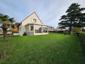 Vente Maison à Douvres-la-Délivrande (14440) : à vendre / 160m² Douvres-la-Délivrande