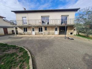 Maison 213m² 6 chambres Terrain 5240m² Dépendances