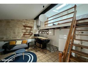 Studio 1 pièce 27 m²