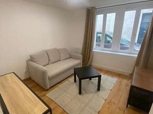 Appartement 33 m² – Centre-ville d’Orléans – Espace nuit séparé