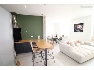 Appartement F3+place de parking