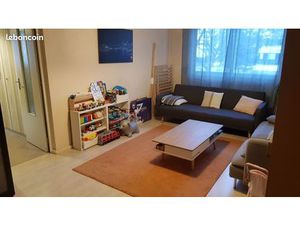 Appartement 4 pièces 80 m2 à Monplaisir