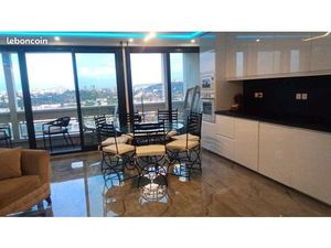 T4 meublé – 83 m² – Vue panoramique • Lyon 9 (Duchère)