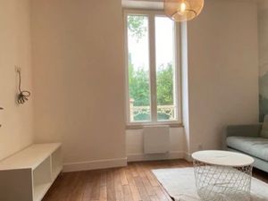 Location appartement 2 pièces 30 m² à Pontoise (95000)  999 €