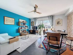 Appartement T4 de 94m² avec terrasse  cave  garage et place de parking extérieur!