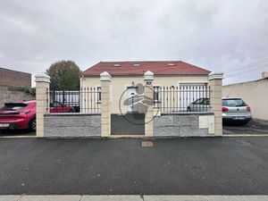 Maison 167 m² – 4 chambres + bureau – Garage