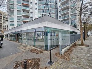 Location locaux professionnels 544 m² à Paris 20ème (75020)  190 000 €