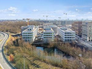 Bien professionnel à vendre à Sint-Denijs-Westrem € 9.280.800 (LHXZL) | Zimmo