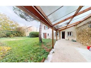 Maison Bussières 1815 m² T-9 à vendre  263 500 €