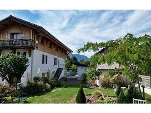 Maison Cluses 300 m² T-9 à vendre  1 190 000 €