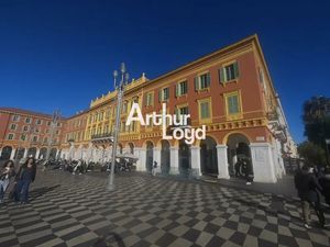 BUREAUX PLACE MASSENA A VENDRE
