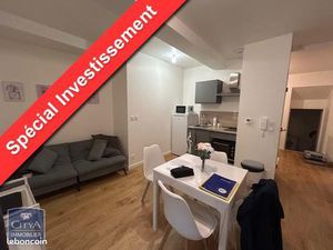 Studio 1 pièce 32 m²