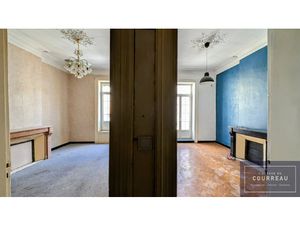 Montpellier F3 de 83 m2 à Rénover dans Immeuble de Caractè