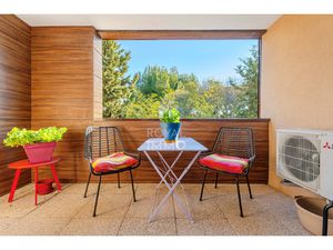 Appartement T3 - Ascenseur terrasse et parking - 60m2