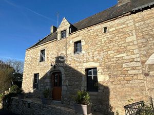 Superbe maison en pierre entièrement rénovée  130m²  coup de coeur assuré à Berric