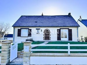 Beau pavillon de 84.77 m² comprenant 2 chambres à vendre avec terrain clos à Château-du-Lo