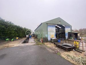 Immeuble mixte de 300 m² à La Ferte-Alais