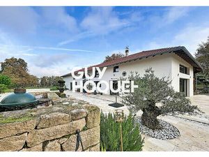 Demeure de prestige 5 Chambres + Dépendances + Parc et Près de 4.6 Hectares - 01380 SAINT 