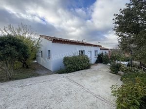 Maisons avec vue sur les Pyrénées