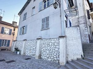 SAINT LAURENT DU VAR (06700) MAISON DE VILLAGE 3P SUR 2 NIVEAUX