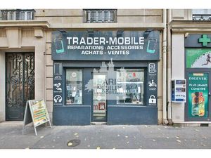 PARIS 17EME - JOUFFROY D'ABBANS / TOCQUEVILLE - BOUTIQUE SANS PAS DE PORTE