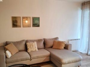 Apparemment T2 meublé