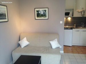 Studio-équipé: Prix Tout Compris (EDF  Eau  Chauffage  Internet)