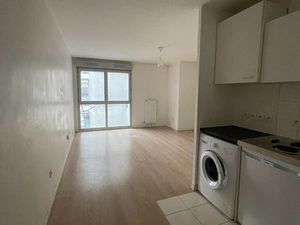 Studio de 28m²  2e étage avec ascenseur  Rosny-sous-Bois – Place de parking